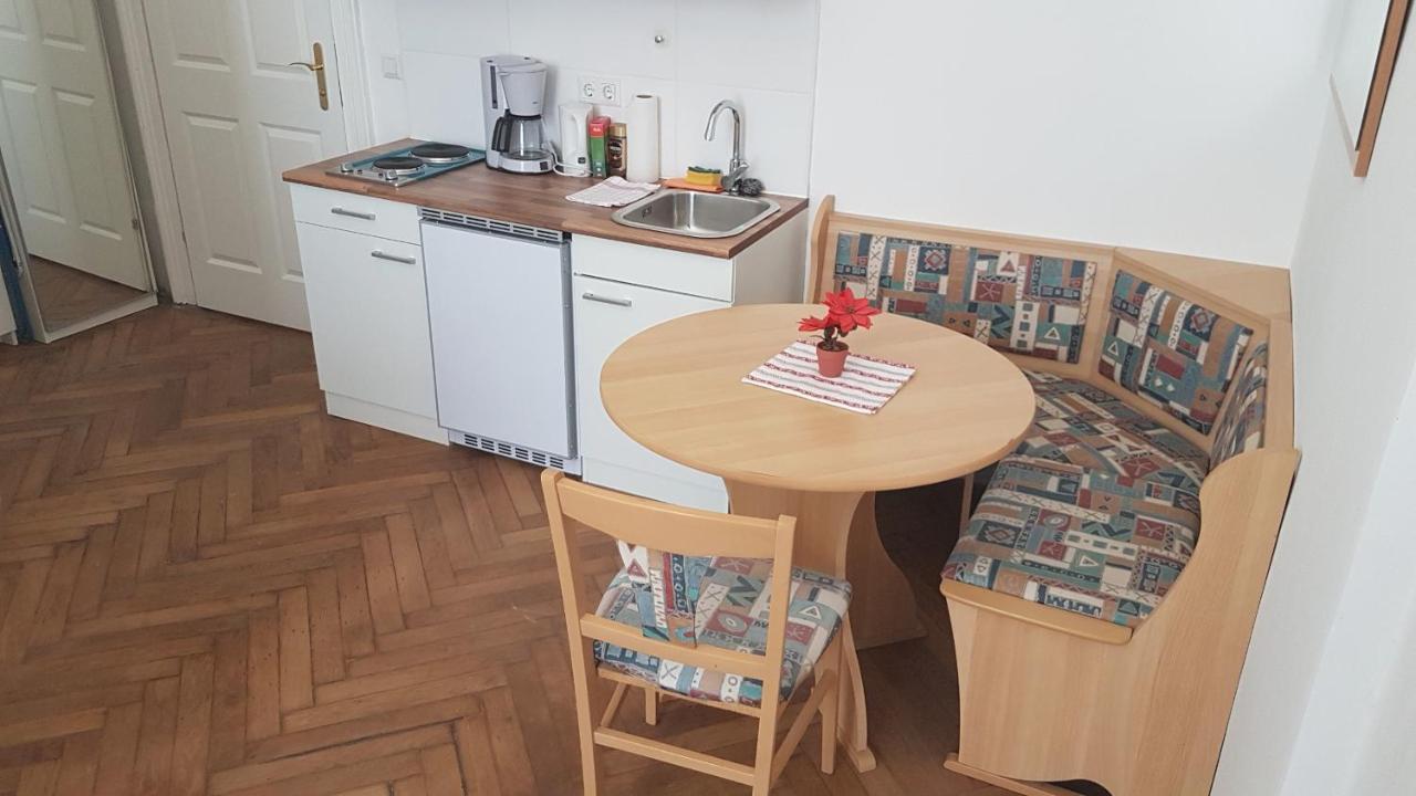 Sobieski Town Apartments Vienna Room photo